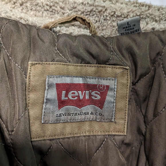 Levi's jacket - Picture 4 of 4
